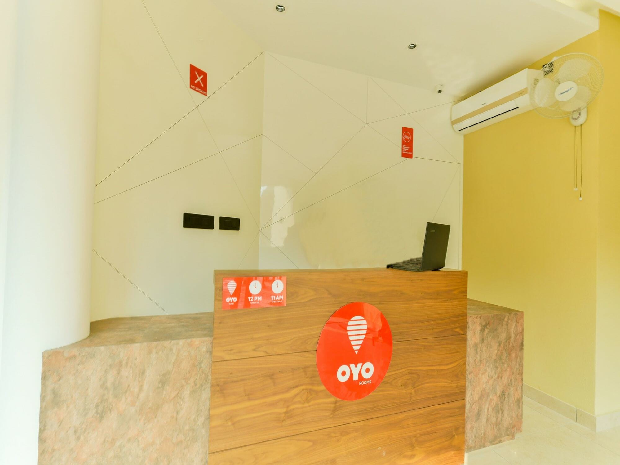 Oyo 13221 Calicut Inn Dış mekan fotoğraf